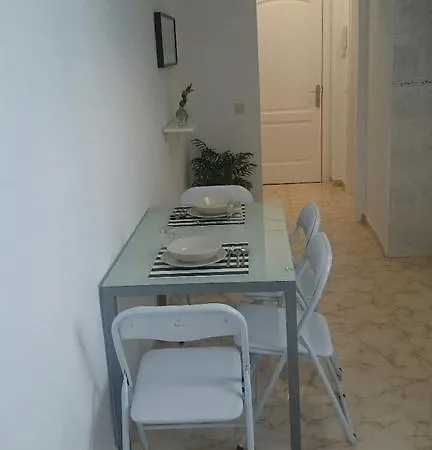 アパート Apartamento En *